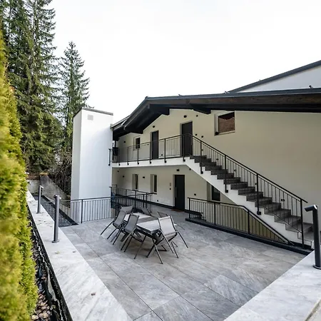 아파트 -antermoia- Appartament Center *